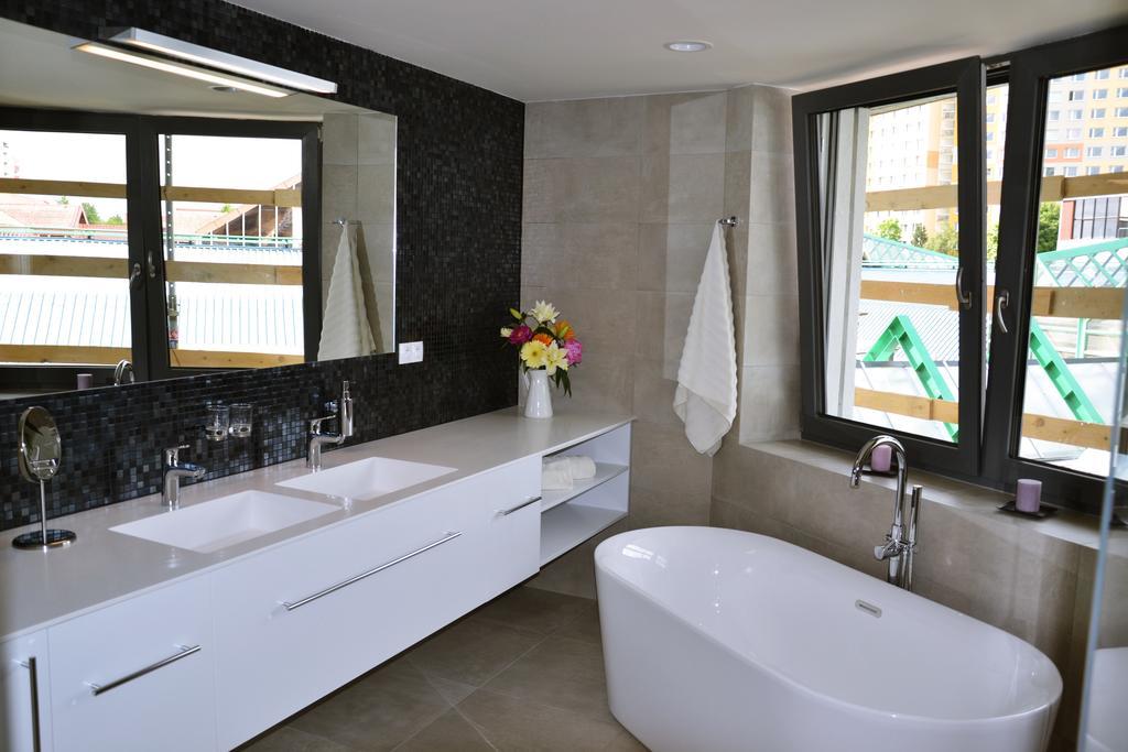 Exclusive In Luka Apartment *